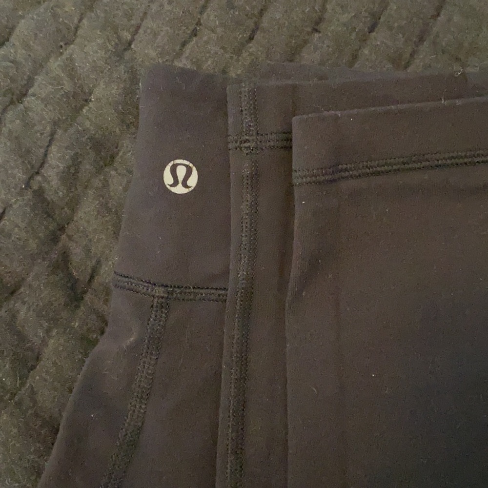 Lululemon black full length leggings!